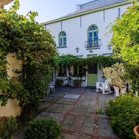 Bed & Breakfast Domein De Lusthof Dendermonde